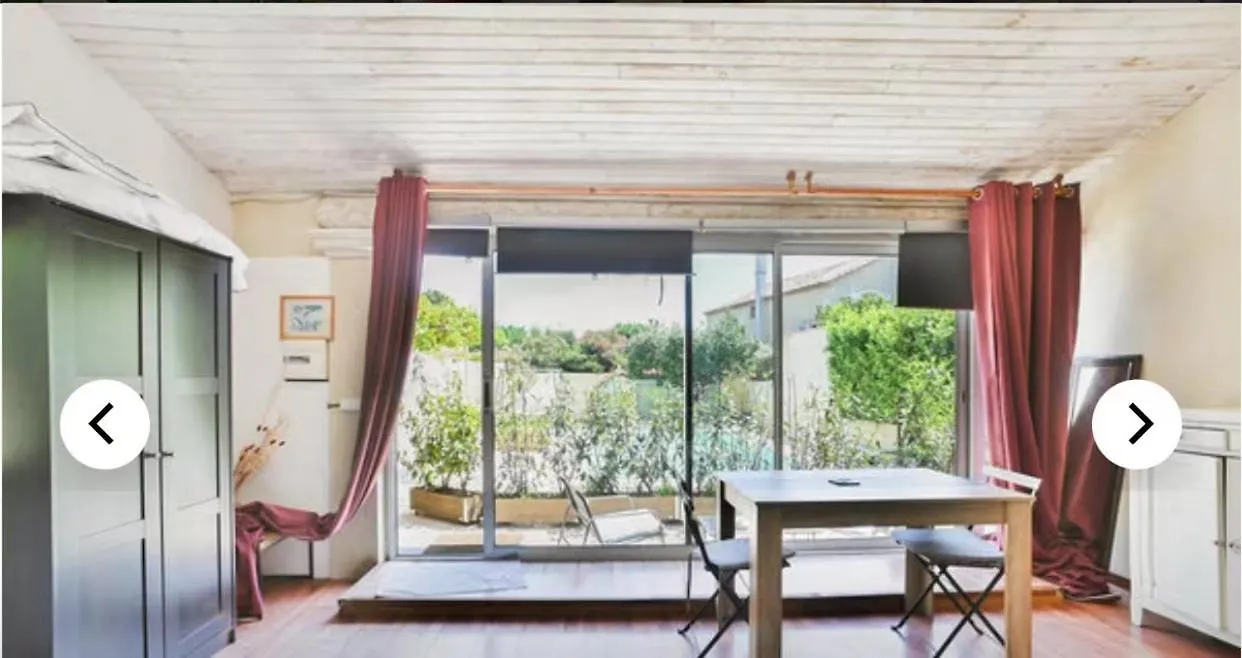 Holiday home Agreable Studio Independant De 30M2 Avignon